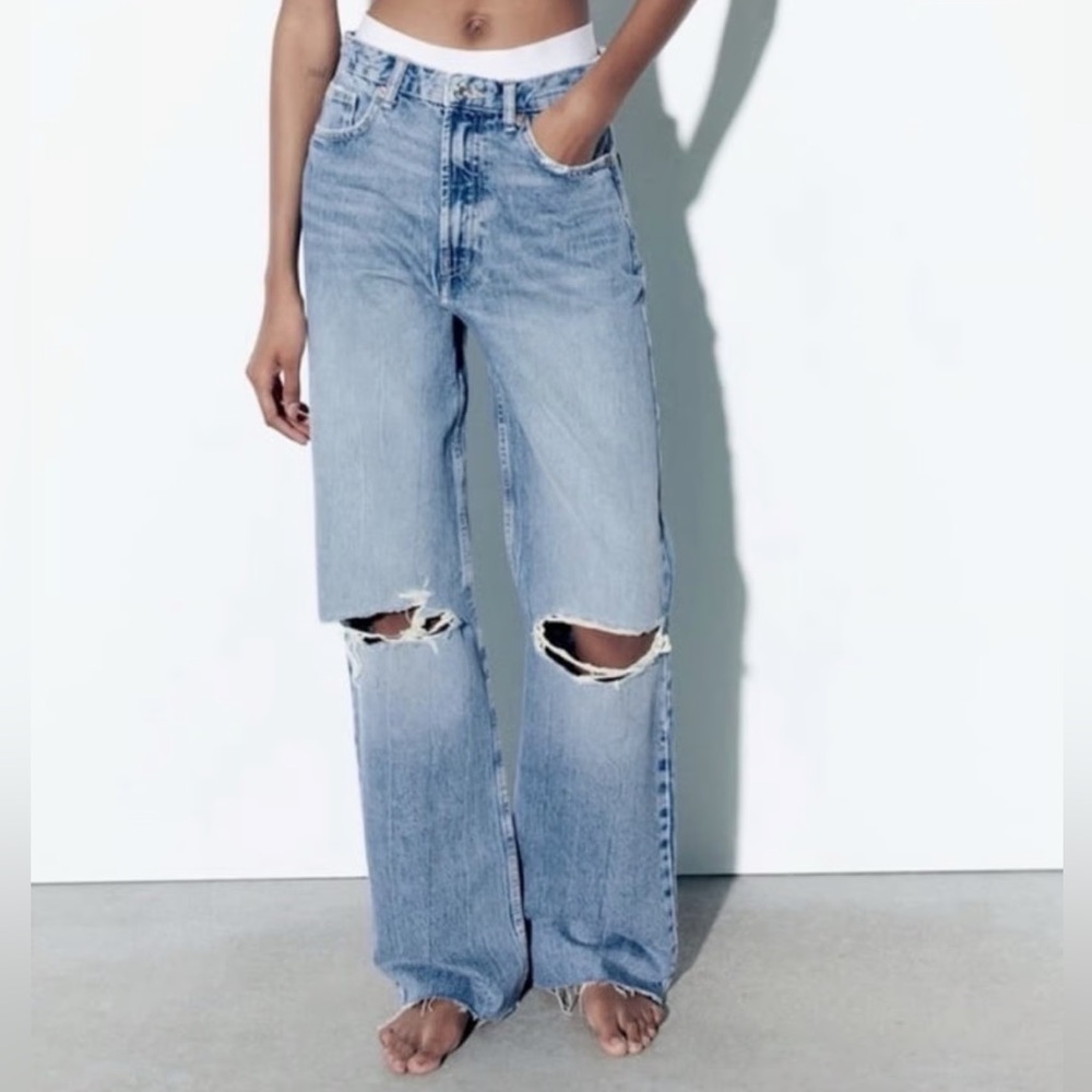 Zara High Rise Wide Leg Ripped Light Wash Jeans - Blogger Favourite 0
